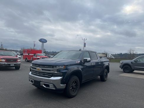 Used 2019 Chevrolet Silverado 1500 LTZ w/ LTZ Plus Package image 35