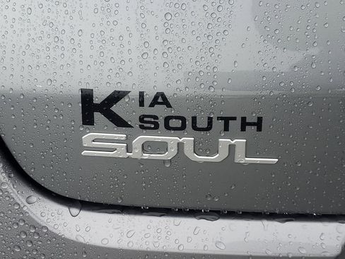 New 2025 Kia Soul LX image 7