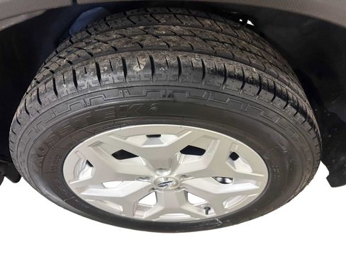 Used 2019 Subaru Forester w/ Alloy Wheel Package AWD/4WD image 9