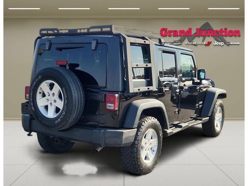 Used 2014 Jeep Wrangler Unlimited Sport w/ Quick Order Package 24S AWD/4WD image 3
