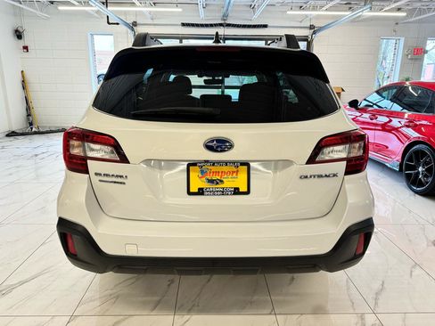 Used 2019 Subaru Outback 2.5i Premium AWD/4WD image 6