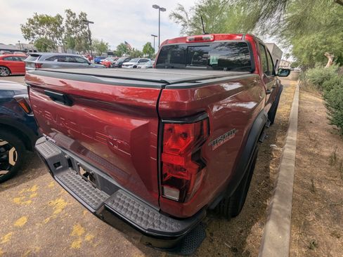 Used 2024 Chevrolet Colorado Trail Boss w/ Technology Package image 3