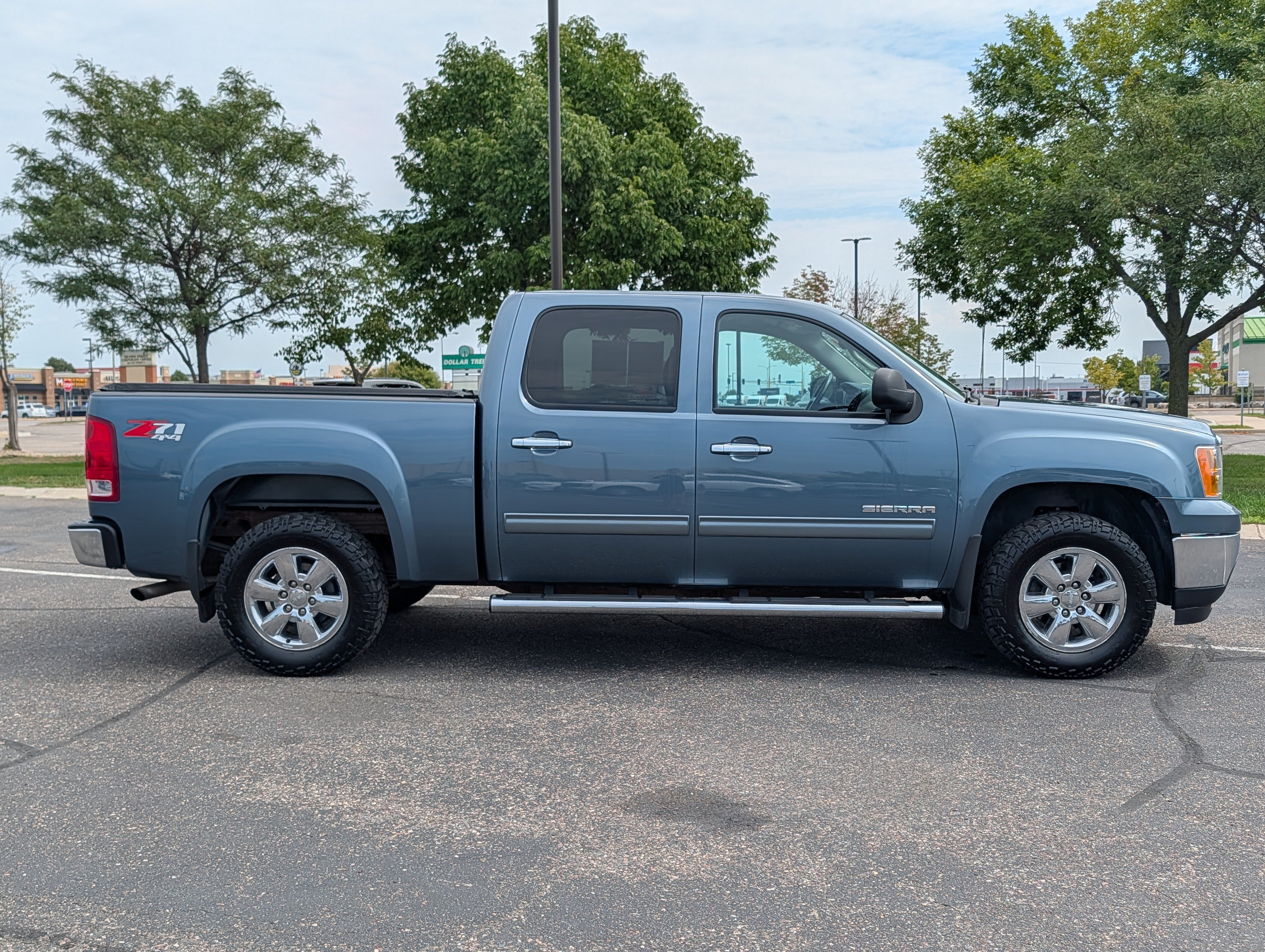 Used 2013 GMC Sierra 1500 SLE w/ Power Tech Package AWD/4WD image 6