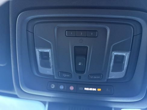 Used 2024 Chevrolet Silverado 1500 High Country image 27