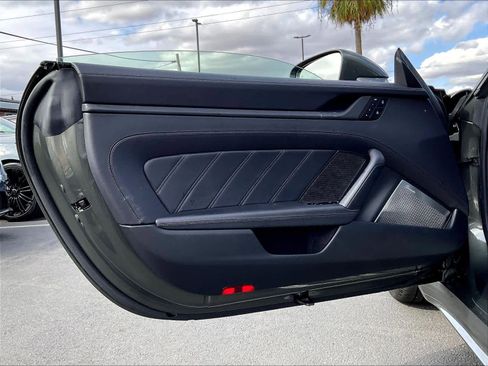 Used 2024 Porsche 911 Carrera 4S image 23