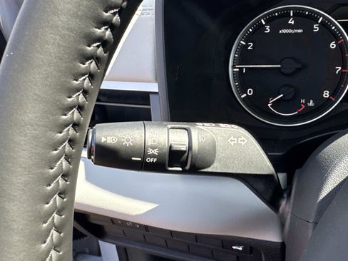 New 2025 Mitsubishi Outlander SE image 29
