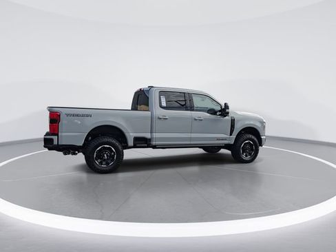 New 2026 Ford F250 Platinum w/ Tremor Off-Road Package AWD/4WD image 8