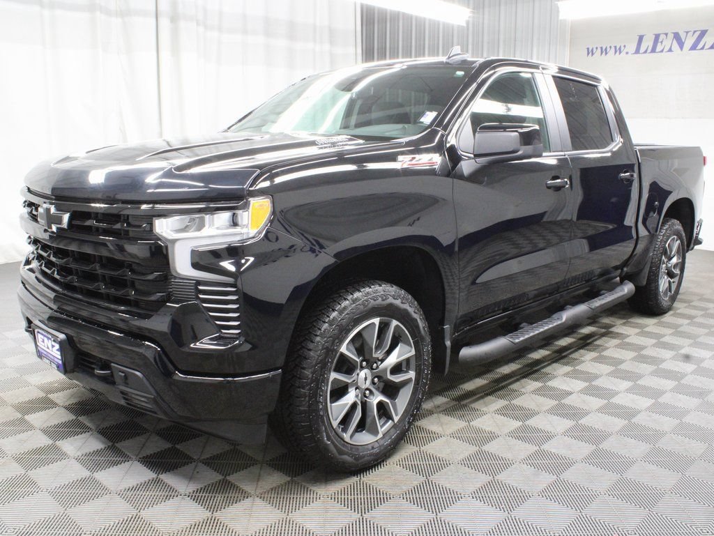 Used 2025 Chevrolet Silverado 1500 RST AWD/4WD image 6
