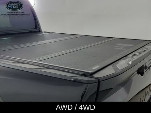 Used 2024 Toyota Tundra Limited AWD/4WD image 16