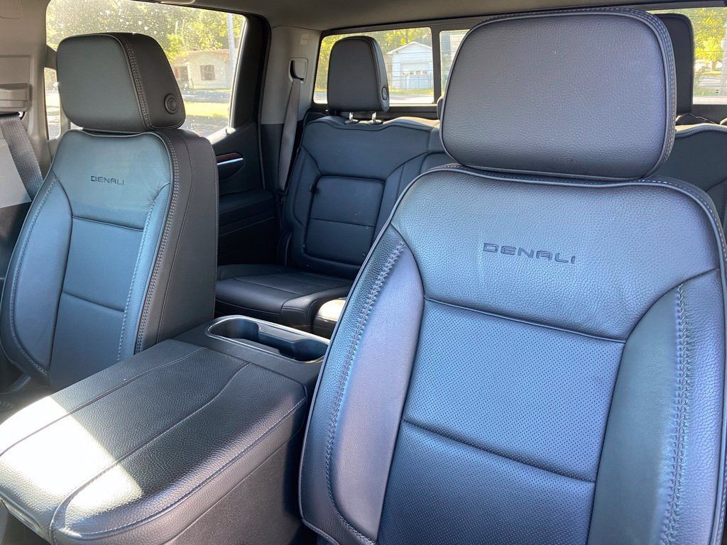 Used 2025 GMC Sierra 1500 Denali w/ Denali Reserve Package AWD/4WD image 18