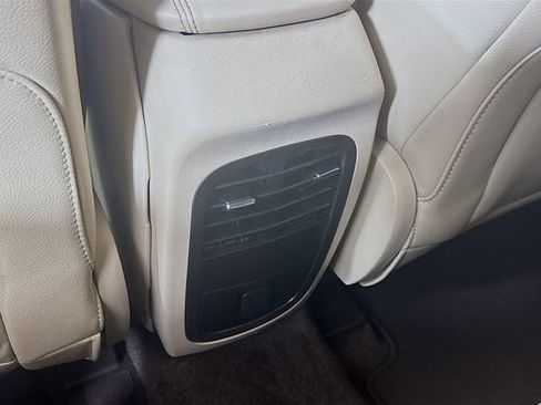 Used 2017 Lincoln MKC Premiere image 29