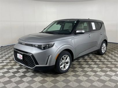 Used 2023 Kia Soul LX w/ LX Technology Package