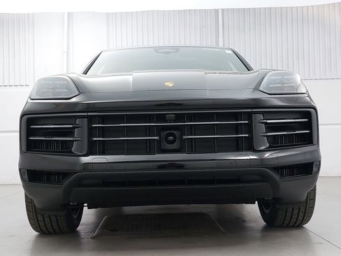 New 2026 Porsche Cayenne image 10