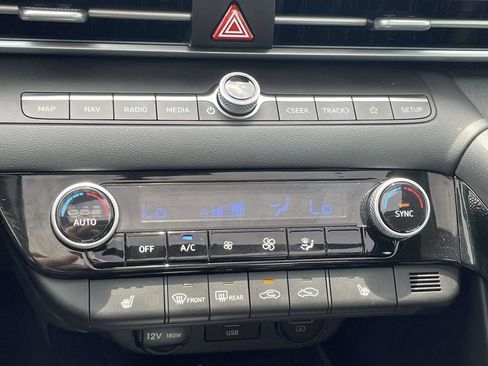 Used 2022 Hyundai Elantra Limited FWD image 39