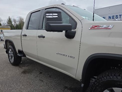 New 2026 Chevrolet Silverado 2500 Custom w/ Custom Convenience Package AWD/4WD image 17