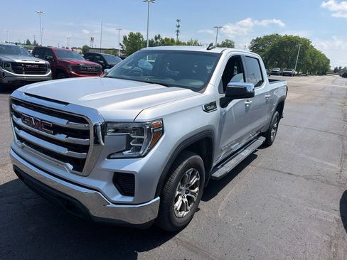 Used 2019 GMC Sierra 1500 SLE w/ SLE Value Package AWD/4WD image 5