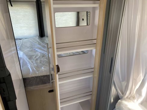 Used 2024 RAM ProMaster 3500 w/ Quick Order Package 22H SLT+ FWD image 32