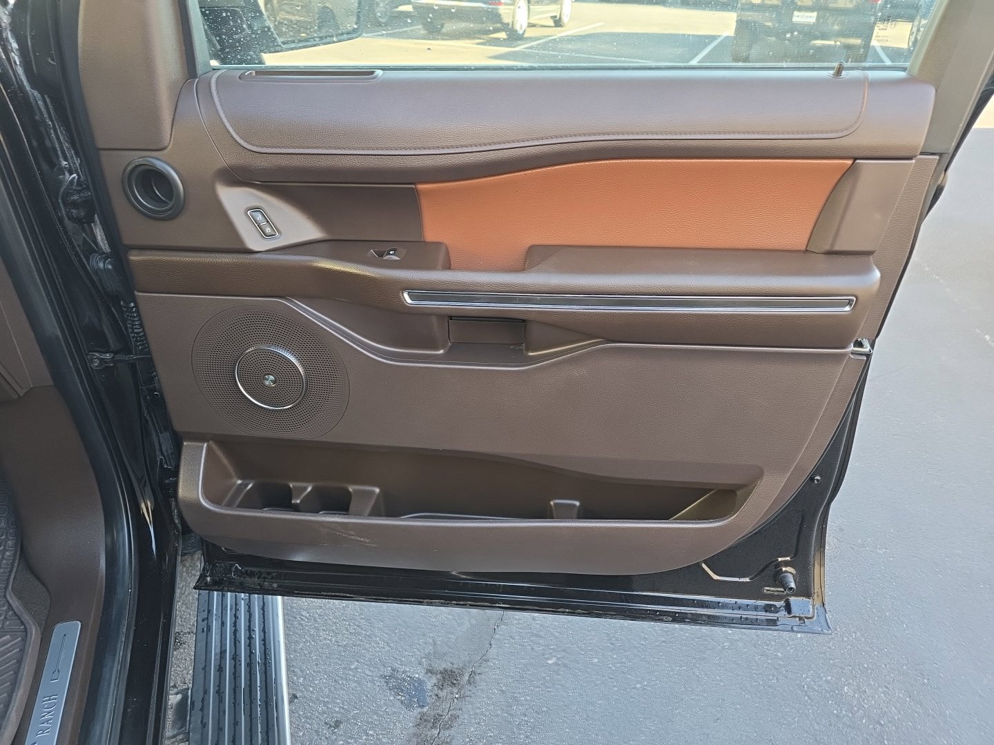 Used 2024 Ford Expedition Max King Ranch AWD/4WD image 39