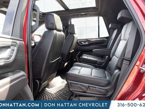 Used 2022 Chevrolet Tahoe RST w/ Luxury Package AWD/4WD image 17