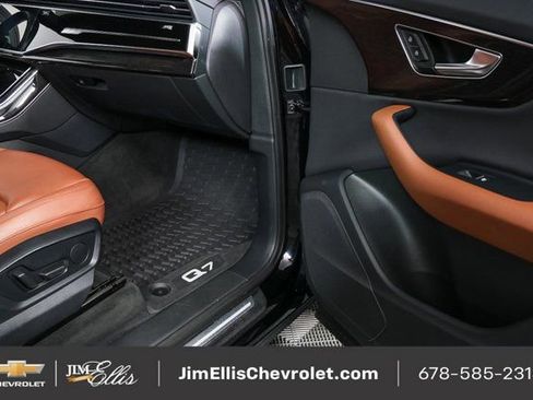 Used 2021 Audi Q7 3.0T Premium w/ Convenience Package image 27