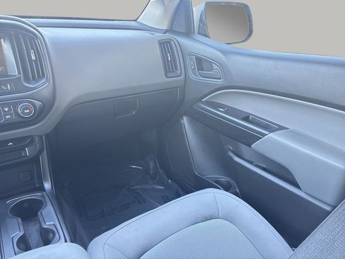 Used 2017 Chevrolet Colorado W/T w/ WT Convenience Package image 10
