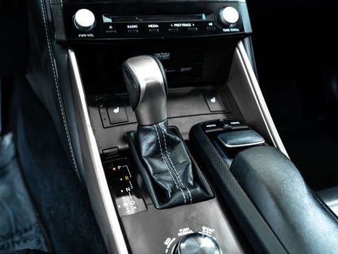 Used 2014 Lexus IS 350 image 26