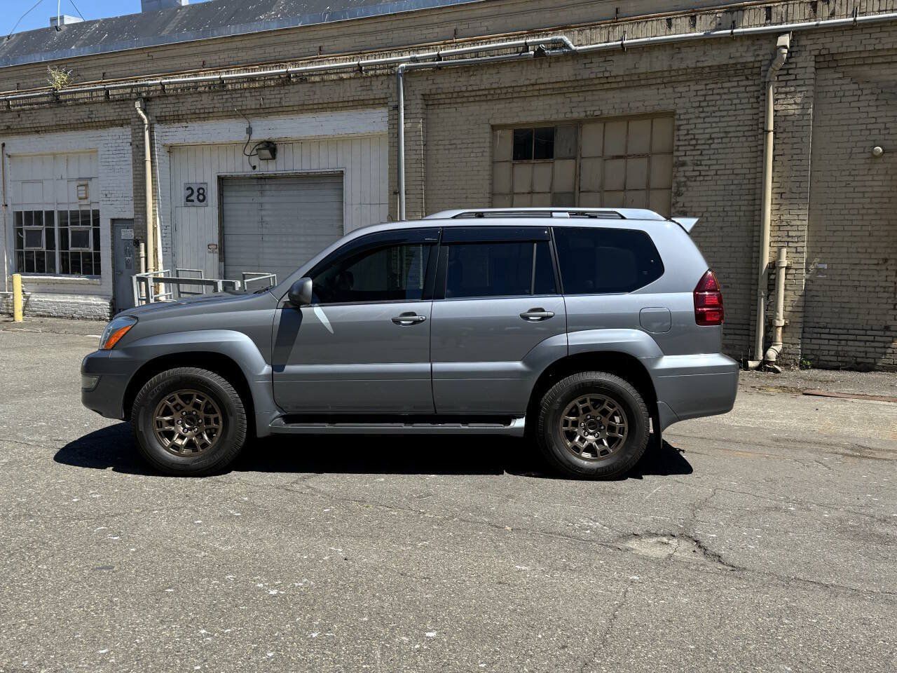 Used 2005 Lexus GX 470 AWD/4WD image 6