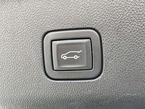 Certified 2023 Cadillac Escalade ESV Sport w/ Touring Package image 11