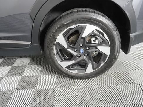 Certified 2025 Subaru Crosstrek 2.5i Limited w/ Crosstrek Mirror Package AWD/4WD image 18