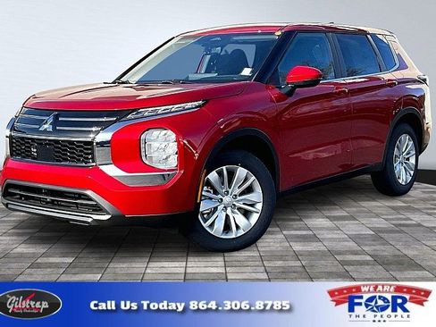 New 2026 Mitsubishi Outlander ES image 1