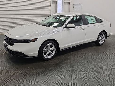New 2026 Honda Accord LX image 4
