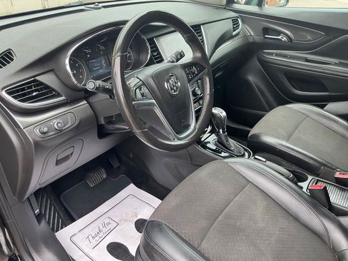 Used 2020 Buick Encore Preferred AWD/4WD image 6