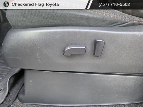 Used 2022 Nissan Frontier PRO-4X image 19