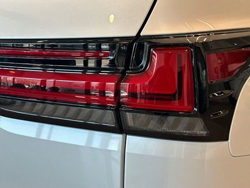 New 2026 Lexus LX 600 4WD w/ Luxury Package image 28