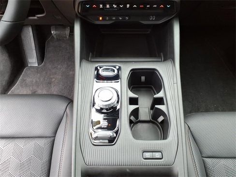 New 2026 Jeep Cherokee Overland image 24