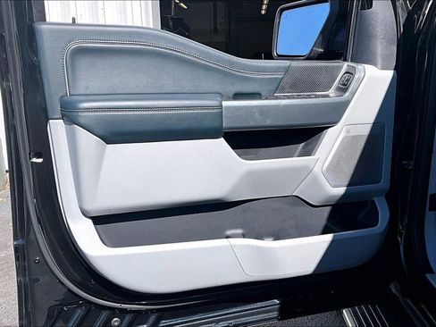 Used 2023 Ford F150 Limited image 19