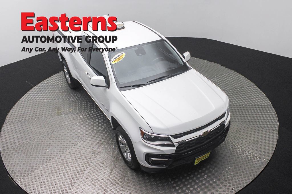 Used 2022 Chevrolet Colorado LT w/ Fleet Safety Package AWD/4WD image 3