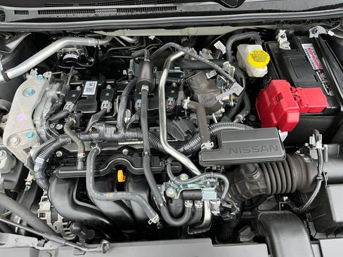 Used 2025 Nissan Sentra SV image 30