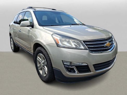 Used 2013 Chevrolet Traverse LT AWD/4WD image 2