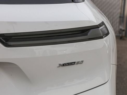 Used 2023 BMW iX xDrive50 w/ Sport Package image 7