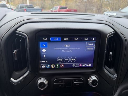 Used 2022 GMC Sierra 2500 AT4 w/ AT4 Preferred Package image 24