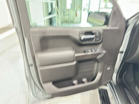 Used 2020 Chevrolet Silverado 1500 LTZ w/ LTZ Premium Package image 23