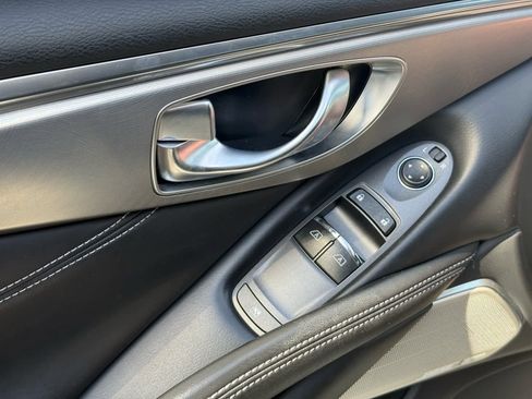 Used 2020 INFINITI Q60 3.0t Luxe image 15