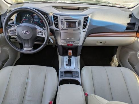 Used 2014 Subaru Outback 3.6R Limited image 11