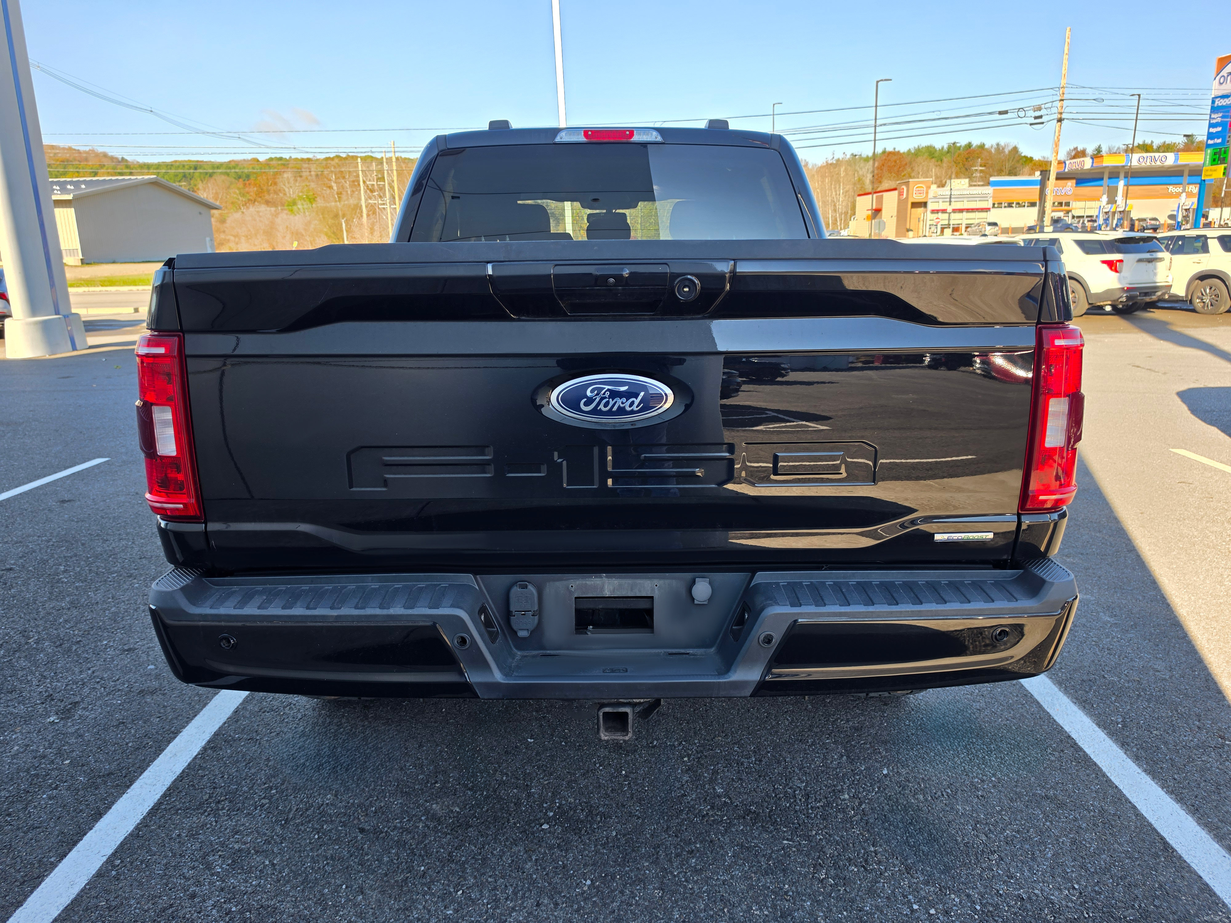 Used 2021 Ford F150 XLT w/ Equipment Group 302A High AWD/4WD image 4