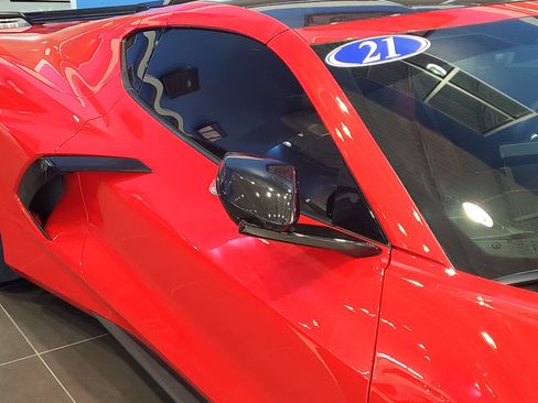 Used 2021 Chevrolet Corvette Stingray Premium Cpe w/ Z51 Performance Package RWD image 3