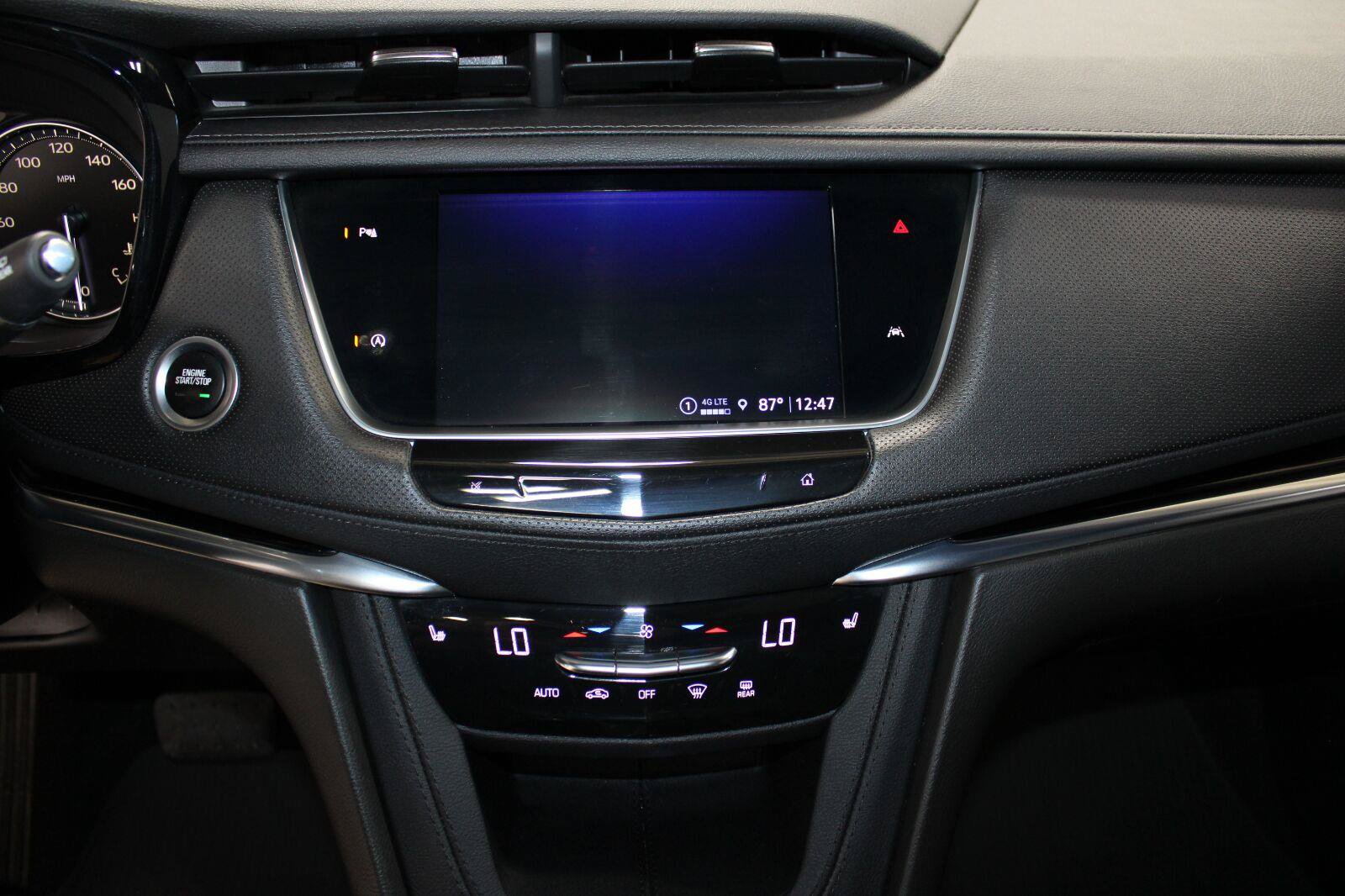 Certified 2023 Cadillac XT6 Luxury FWD image 32