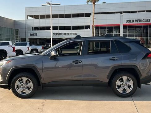 Used 2024 Toyota RAV4 XLE w/ Convenience Package AWD/4WD image 3