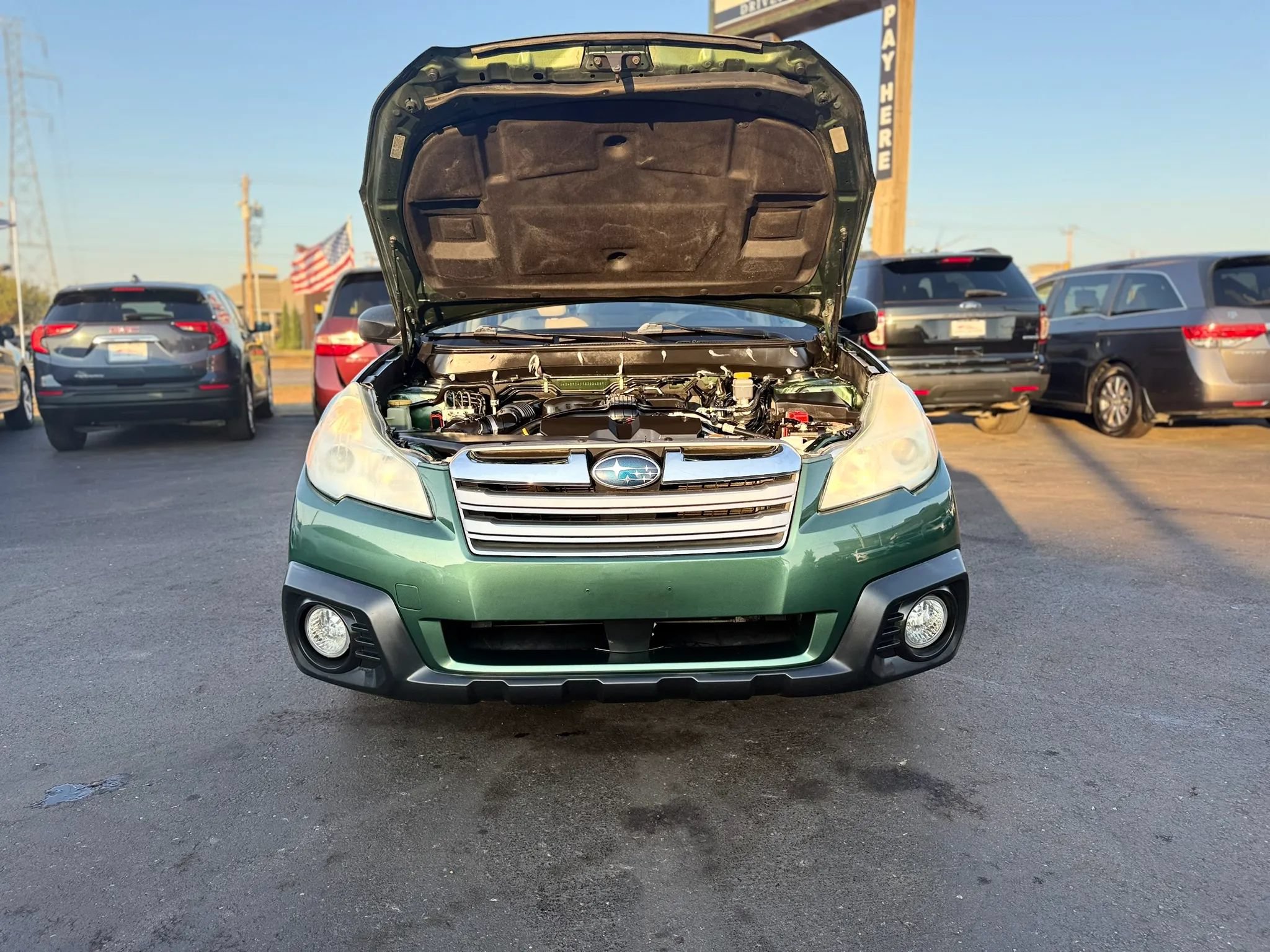 Used 2014 Subaru Outback 2.5i w/ Alloy Wheel Package AWD/4WD image 11