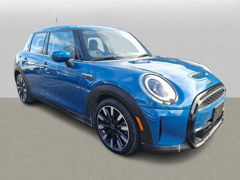 Certified 2023 MINI Cooper S image 3